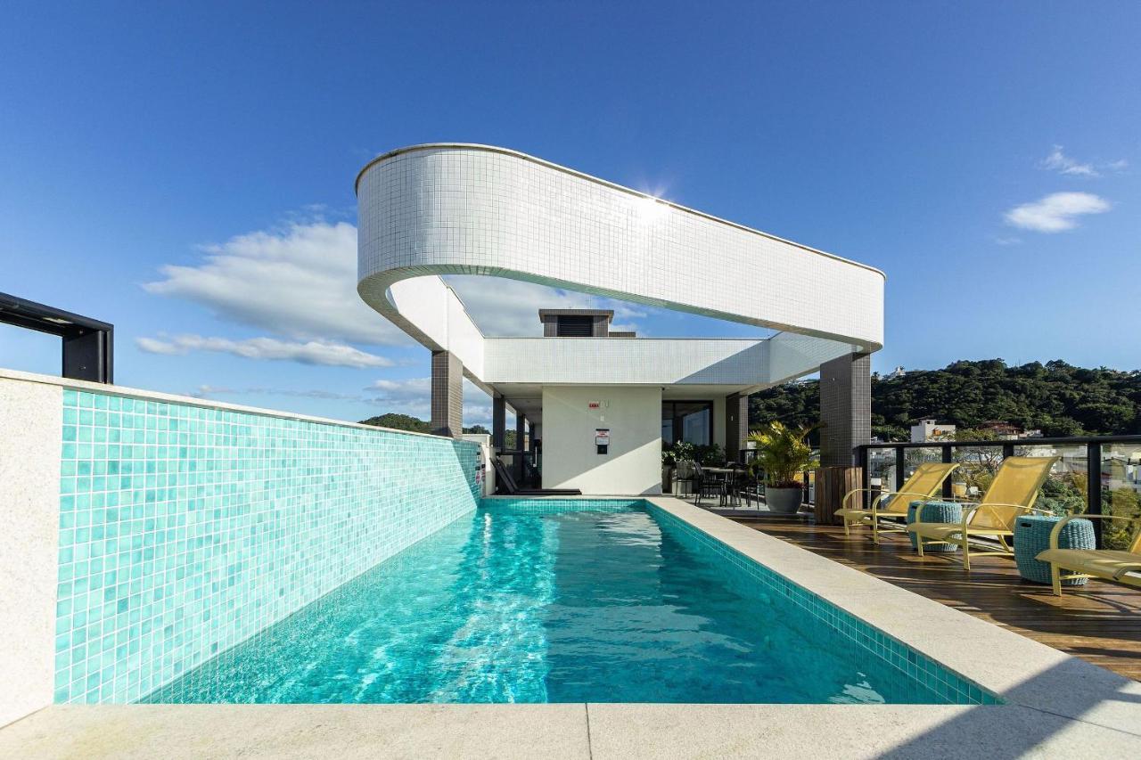 Aion Suites 205 - Lindo Apartamento Com Vista Para O Mar, A 60M Da Praia De Bombinhas, Com Piscina E Academia No Rooftop. Bagian luar foto